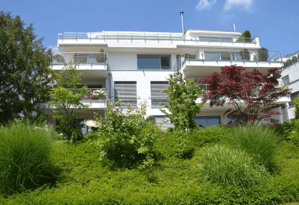 Killesberg: Herrliche 248m²-Wohnung in TOP-Aussichtslage mit drei Stellplätzen